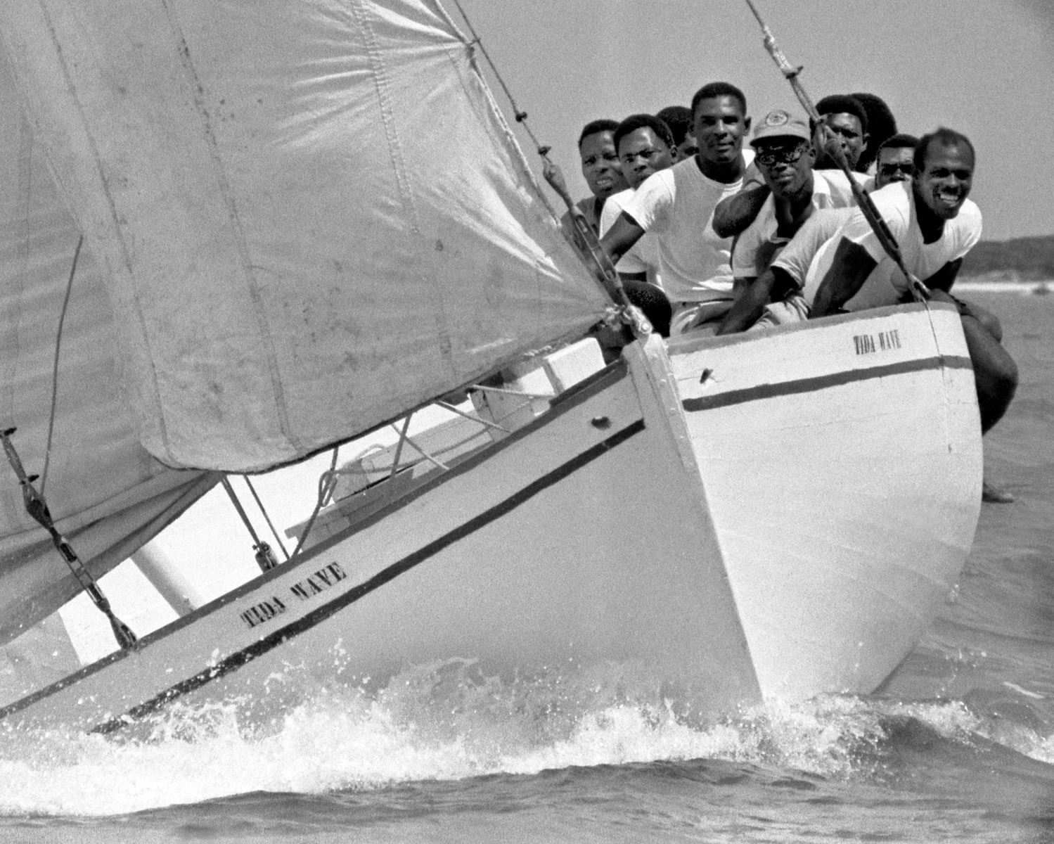 Tida Wave Reaching for the Finish