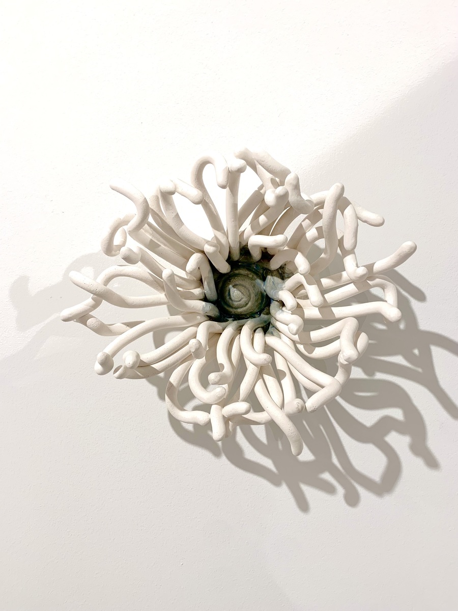 Small Beverly: White with Seashell