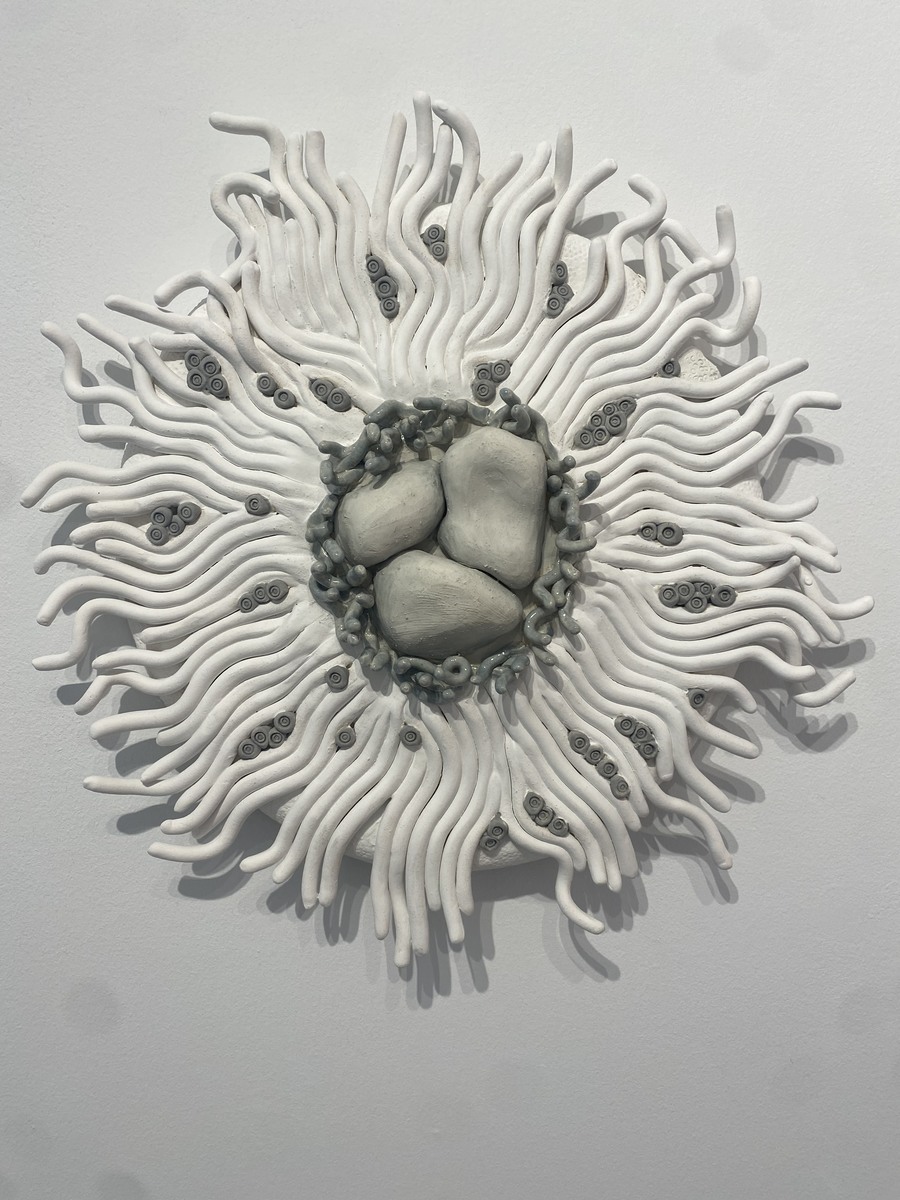 White Danette with Light Grey Stones